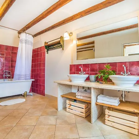 Casa Oliva By Kompas Cepljani