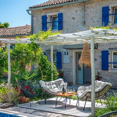 Casa Oliva By Kompas