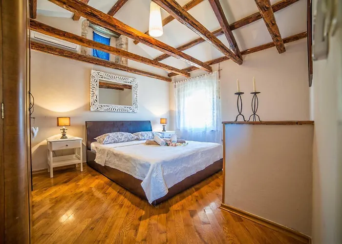 Villa Casa Oliva By Kompas Cepljani