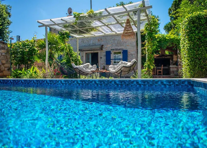 Casa Oliva By Kompas Villa Cepljani