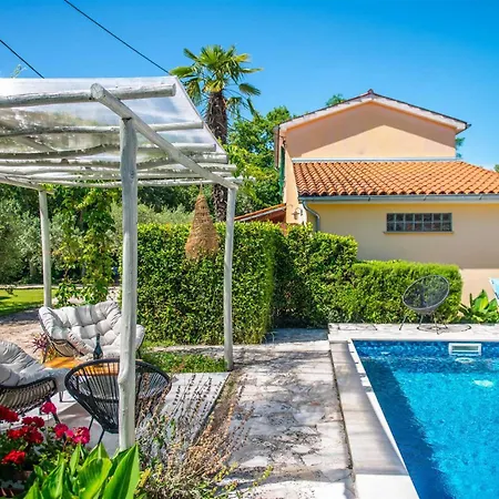 Casa Oliva By Kompas Villa